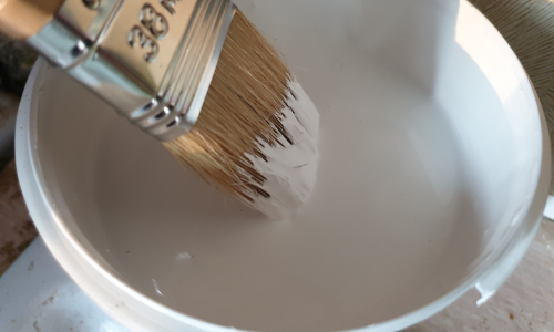 Which Brushes Are Best To Use For Enamel Paint?